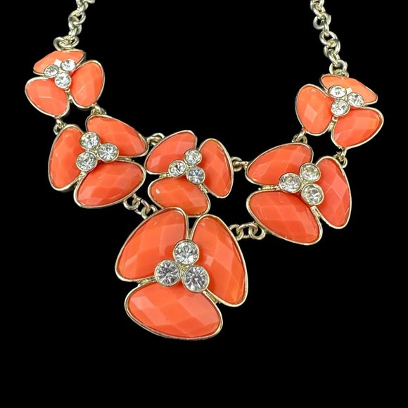 bill blass Jewelry - Bill Blass Gold Tone Faceted Coral Acrylic Resin Rhinestone BLING Necklace 20"